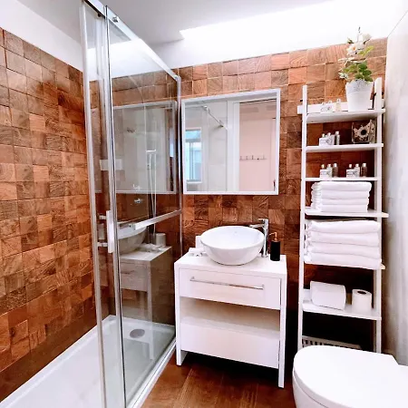 Apartamento 01 Design Flat In Downtown